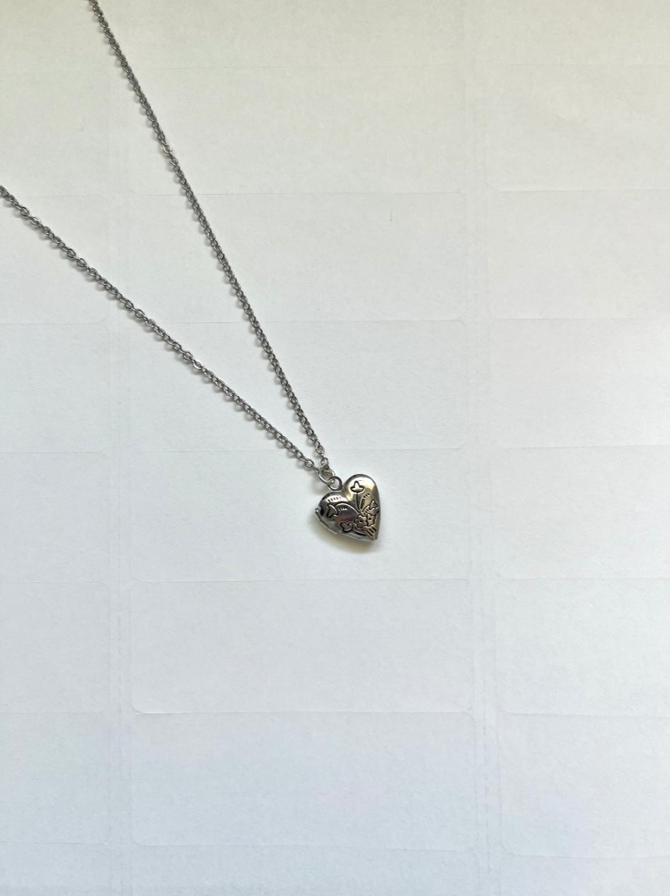 sliver necklaces