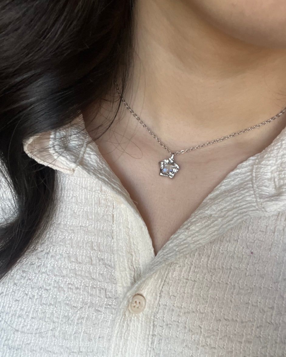 st4rlight necklace