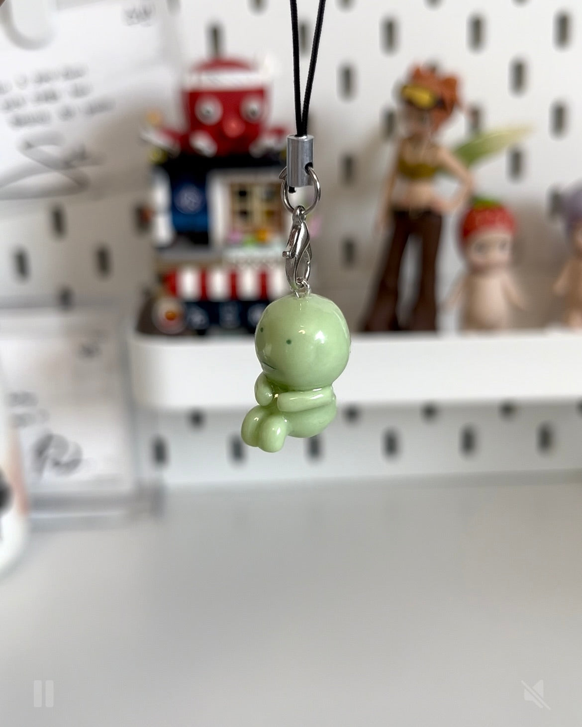 Smiski clay phonecharm glow in the dark