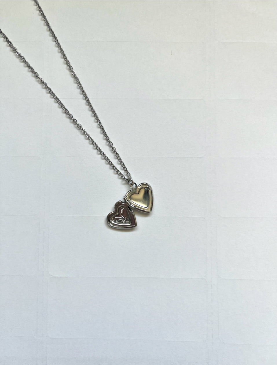 sliver necklaces