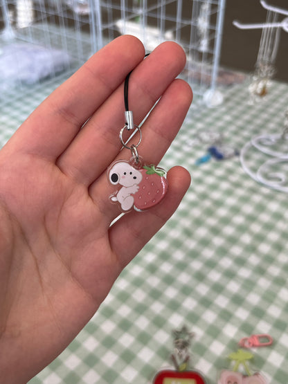 mini strawberry snoopy phonecharm